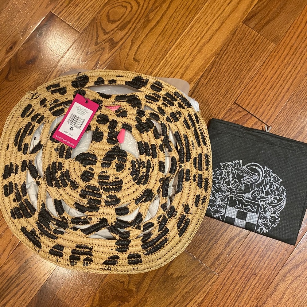 🆕 Vince Camuto Razo straw tote - Picture 2 of 4